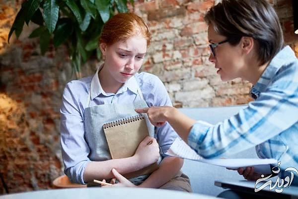 علت عدم احساس خوشحالی عیب جویی و ناراحتی